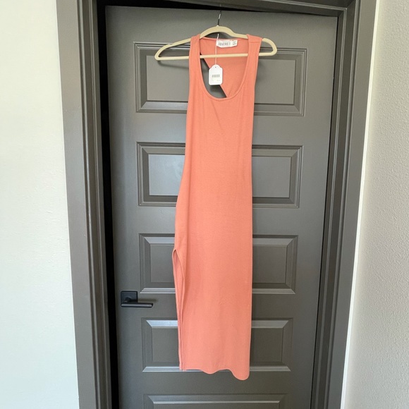 Sovere Incline Dress in Guava - Picture 2 of 5